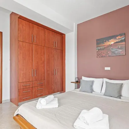 Apartment Pediada View